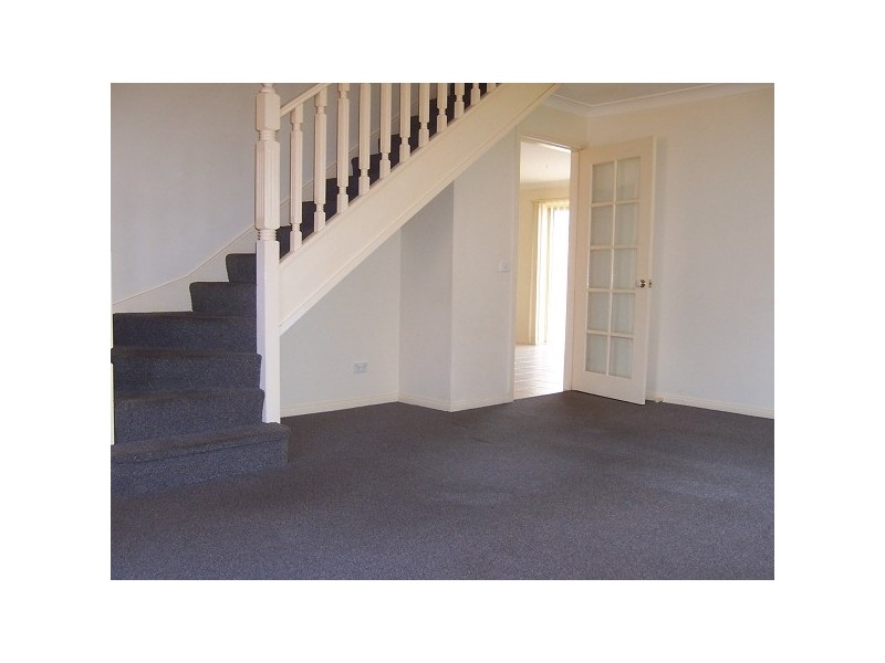 2/73 Eastern Rd, Quakers Hill NSW 2763