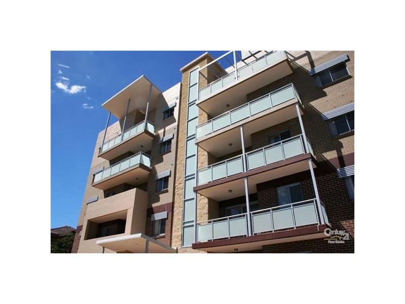 19-21 Oxford St, Blacktown NSW 2148