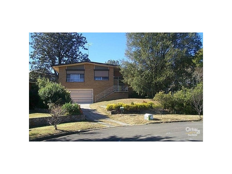 8 Cressfield Ave, Carlingford NSW 2118