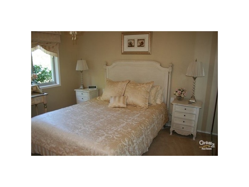 1 Cambridge Avenue, North Rocks NSW 2151