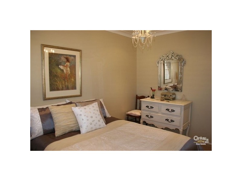 1 Cambridge Avenue, North Rocks NSW 2151