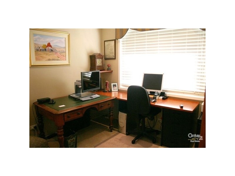 1 Cambridge Avenue, North Rocks NSW 2151