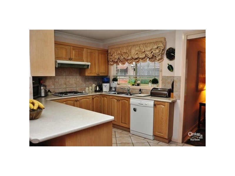 6 Honiton Avenue East, Carlingford NSW 2118