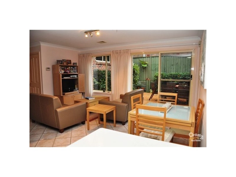 6 Honiton Avenue East, Carlingford NSW 2118