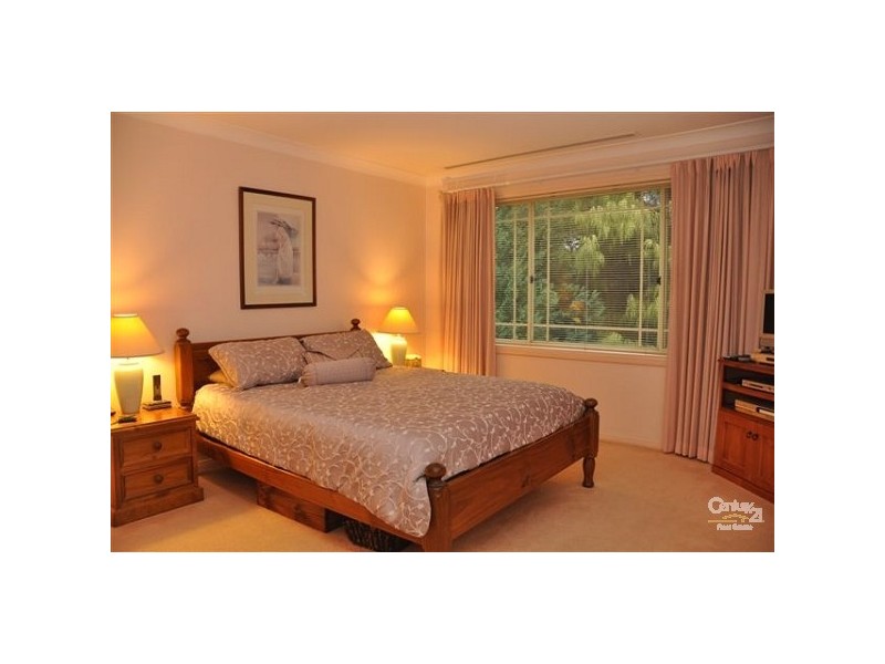 6 Honiton Avenue East, Carlingford NSW 2118