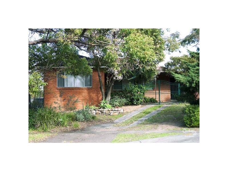 8 Oba Place, Toongabbie NSW 2146