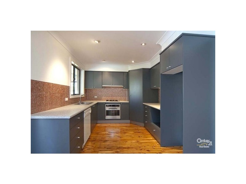 8 Oba Place, Toongabbie NSW 2146