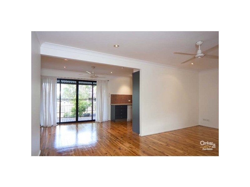 8 Oba Place, Toongabbie NSW 2146