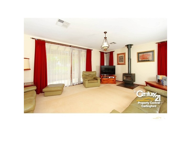 12 HANCEY AVE, North Rocks NSW 2151