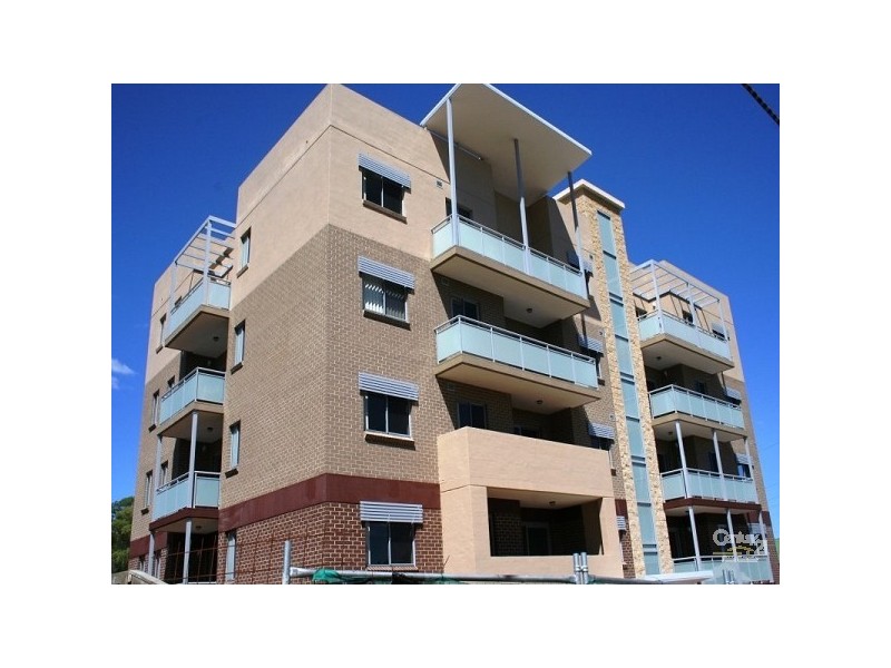 10/19-21 Oxford St, Blacktown NSW 2148