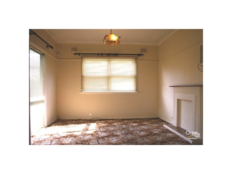 34 Meakin St, Merrylands NSW 2160