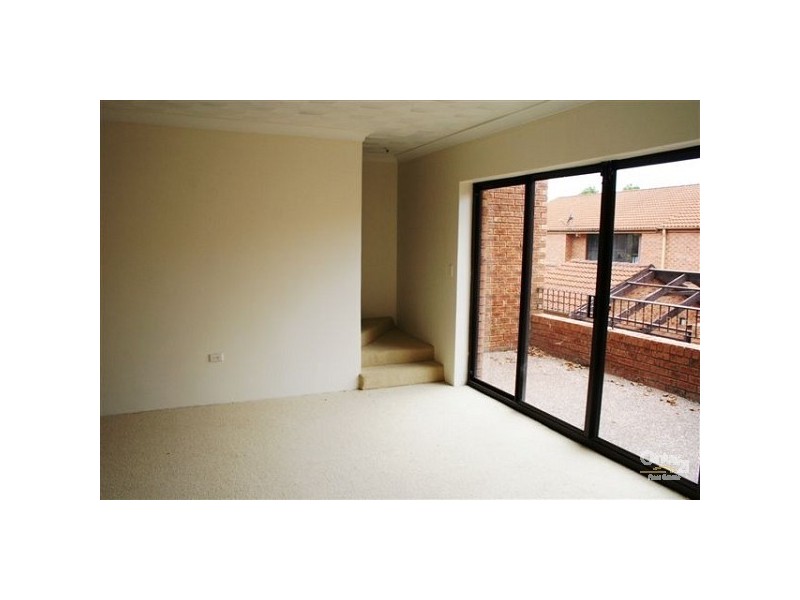 11/2 Coleman Ave, Carlingford NSW 2118