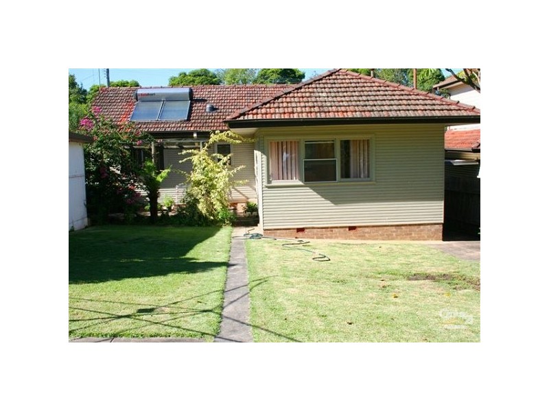 11 Belmore Street East, Oatlands NSW 2117