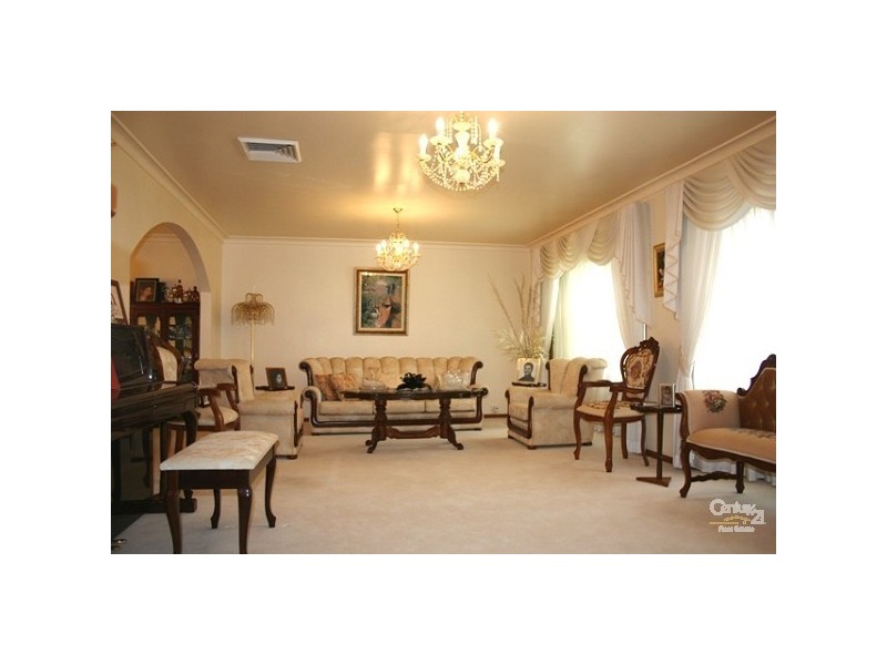 15 Ridgecrop Drive, Castle Hill NSW 2154