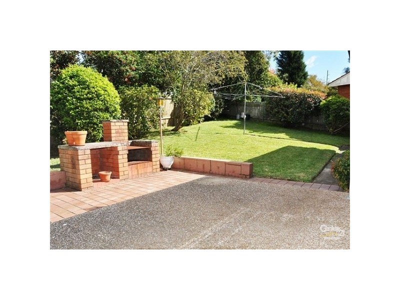 8 Lynden Ave, Carlingford NSW 2118