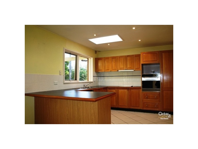 4 Randal Crescent, North Rocks NSW 2151