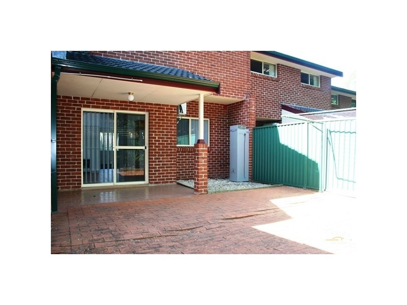 4/12 Shirley Street, Carlingford NSW 2118