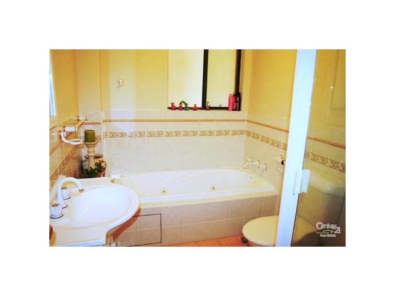 12A/9-15 Lloyds Avenue, Carlingford NSW 2118