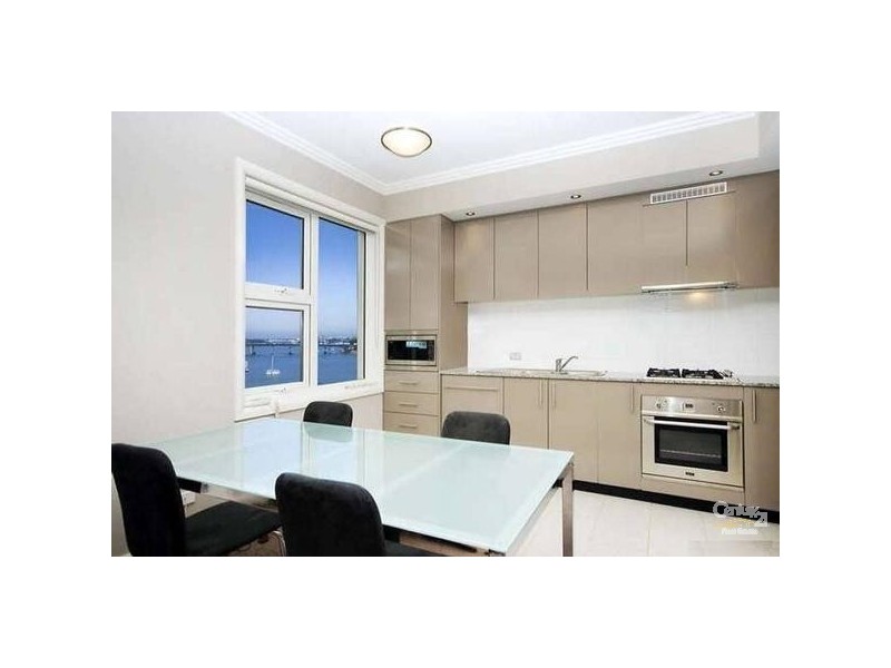 21/3 Bay Drive, Meadowbank NSW 2114