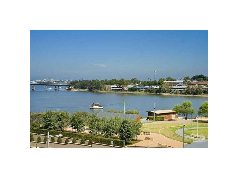 21/3 Bay Drive, Meadowbank NSW 2114