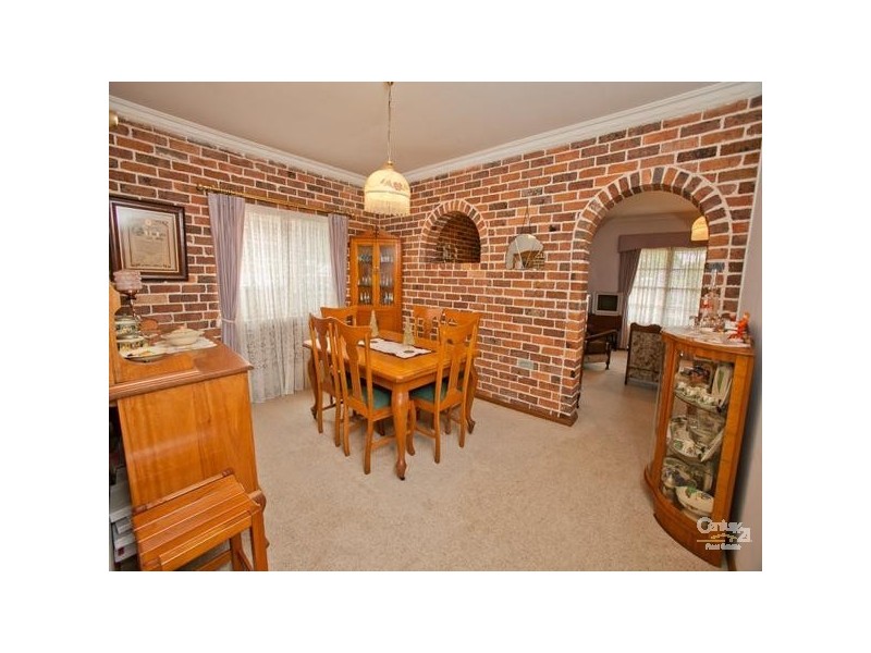 5 Armstrong Place, Castle Hill NSW 2154