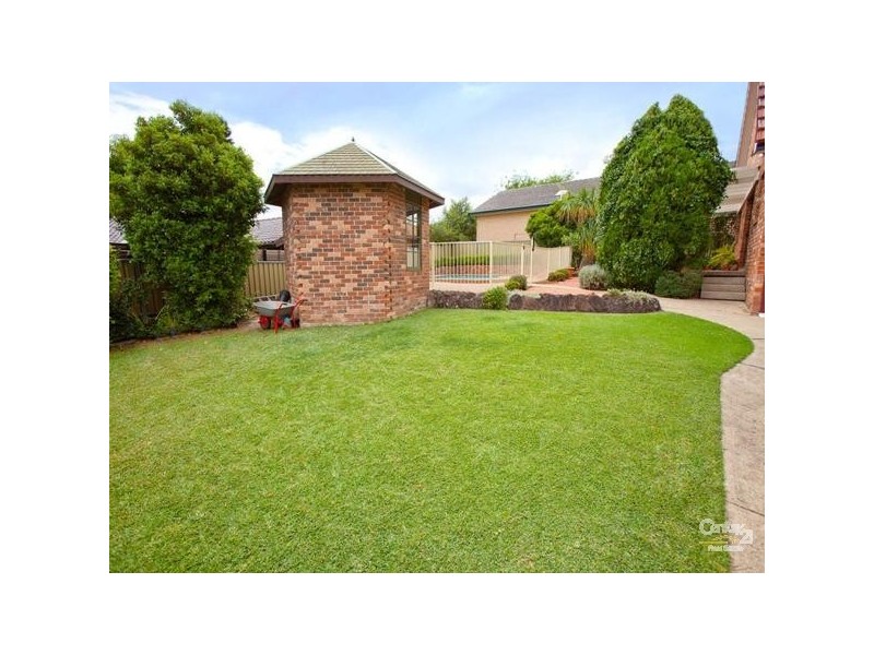 5 Armstrong Place, Castle Hill NSW 2154
