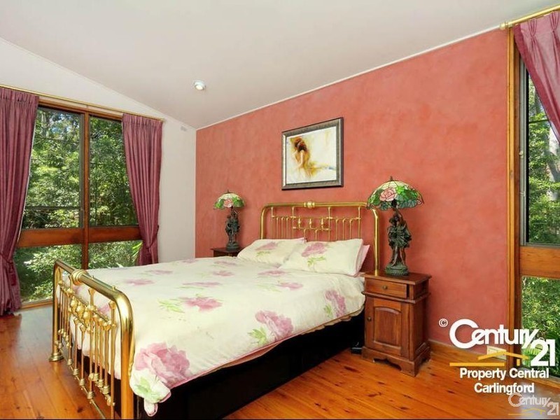 9 Panaview Crescent, North Rocks NSW 2151