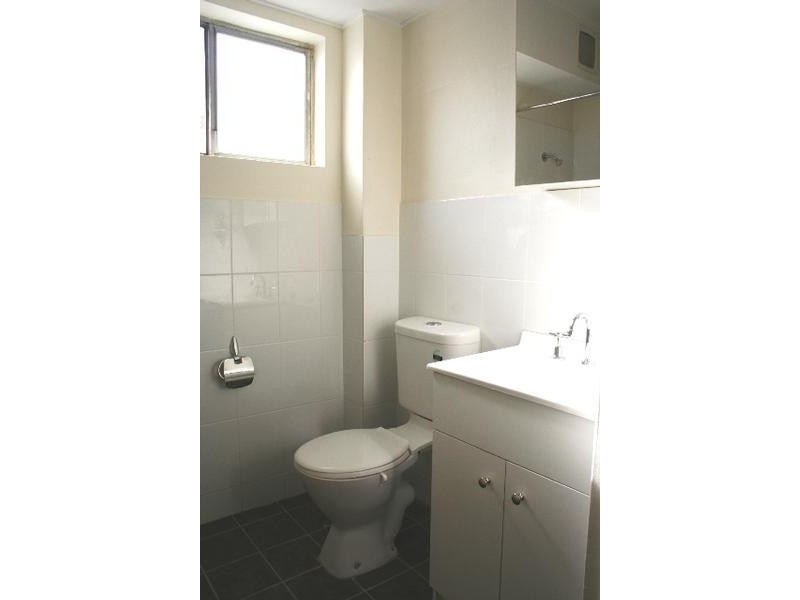 17/15 Lachlan Avenue, North Ryde NSW 2113