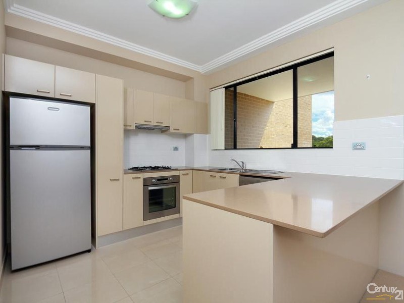 8/77-79 Adderton Rd, Telopea NSW 2117