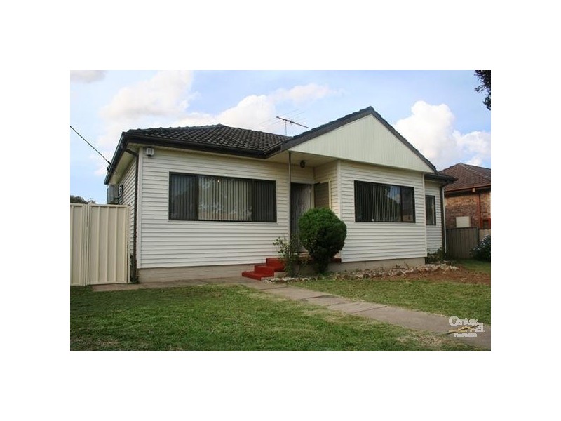 31 Carpenter St, Colyton NSW 2760