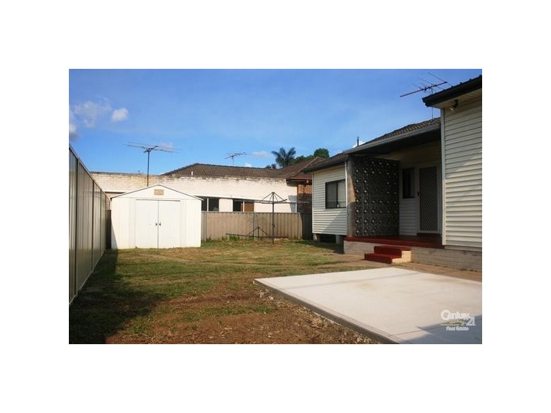 31 Carpenter St, Colyton NSW 2760