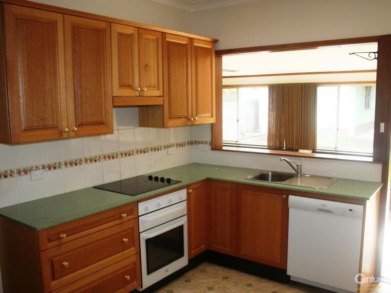 3 Malvern Ave, Merrylands NSW 2160