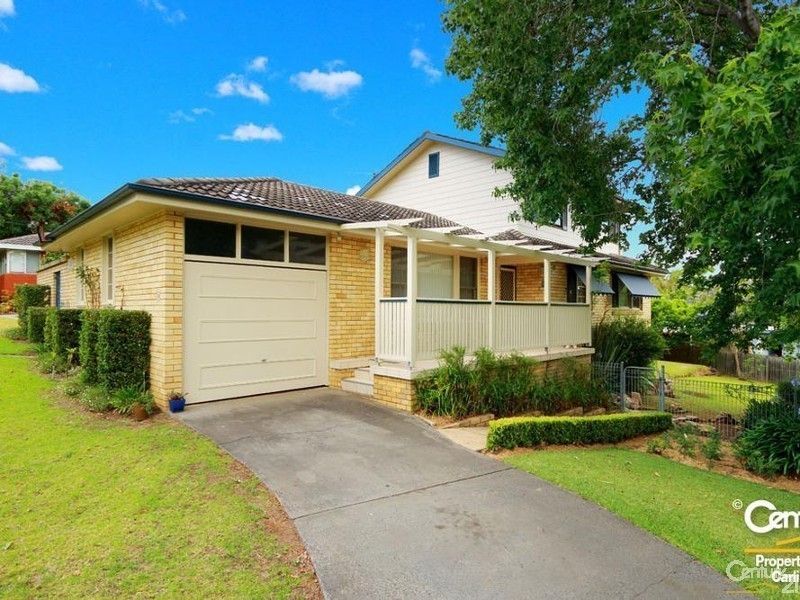 8 Robbie Crescent, Carlingford NSW 2118
