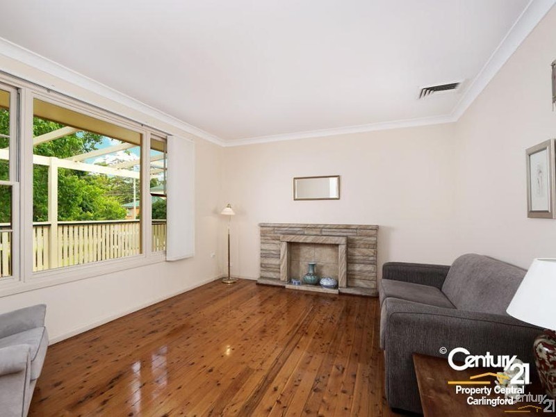 8 Robbie Crescent, Carlingford NSW 2118