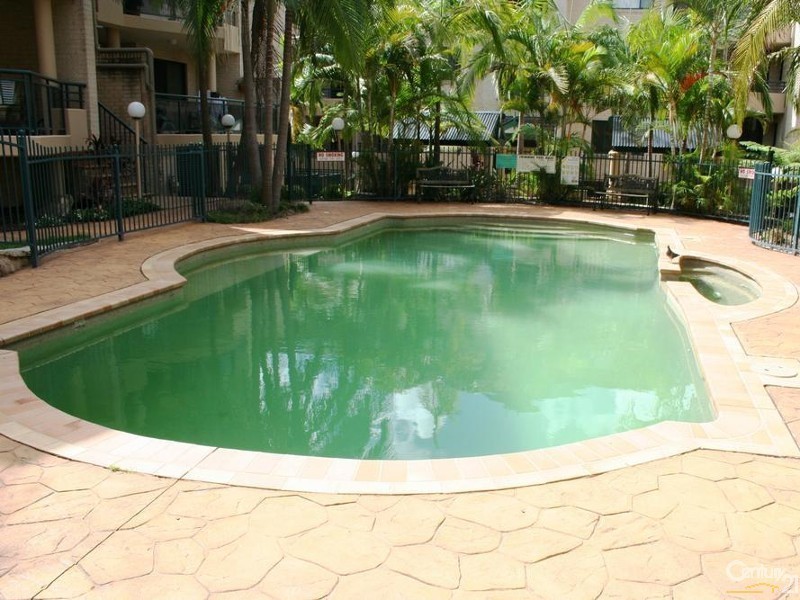 27/9-15 Lloyds, Carlingford NSW 2118