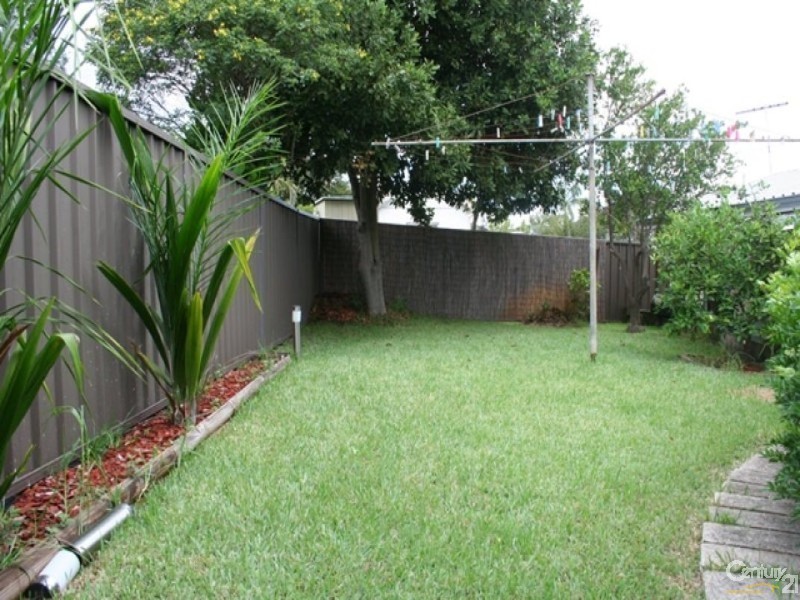 42 Evans Rd, Dundas NSW 2117