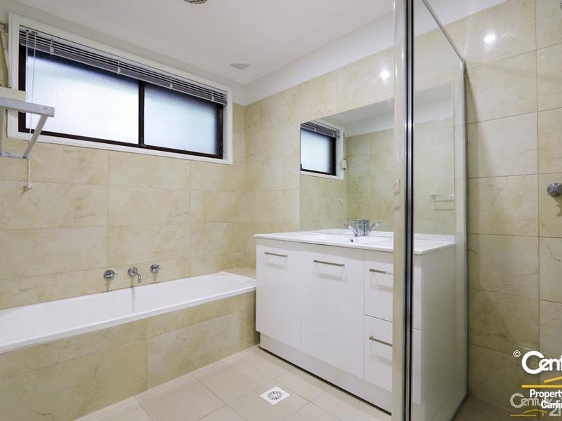 60 Orana Ave, Seven Hills NSW 2147