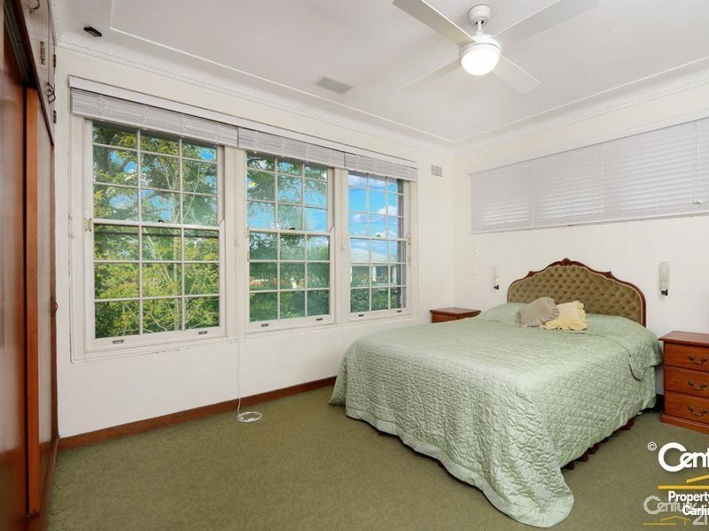 4 Regency, Oatlands NSW 2117