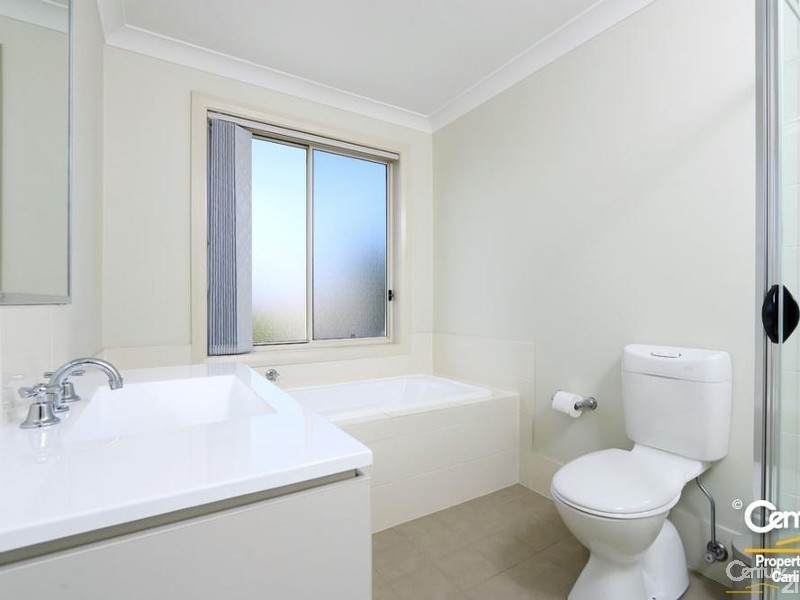 6 Bandicoot Drive, Woodcroft NSW 2767