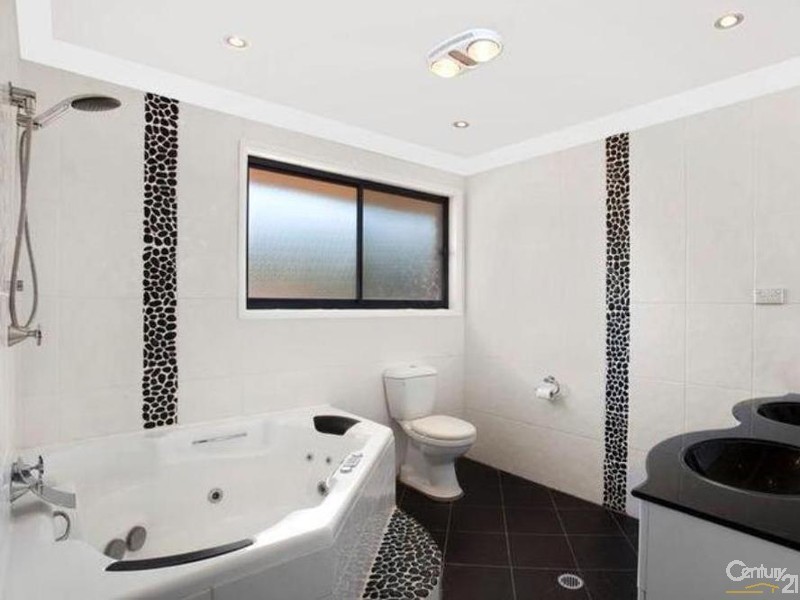 9 Kanadah Ave, Baulkham Hills NSW 2153