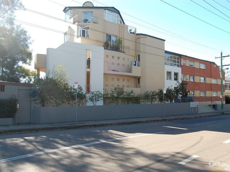 2/1-3 Lloyds Ave, Carlingford NSW 2118