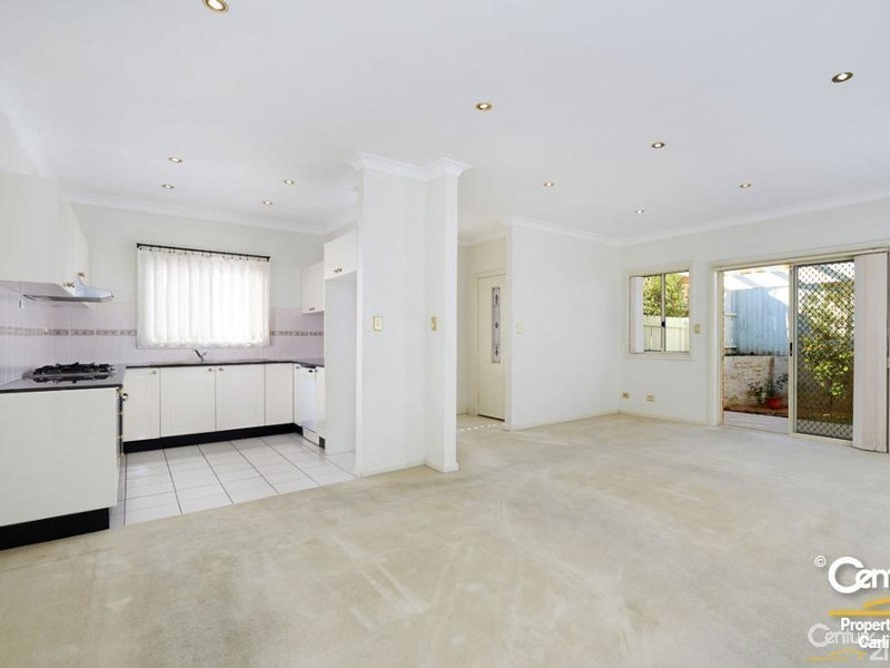 8/8-12 Wesley Street, Telopea NSW 2117