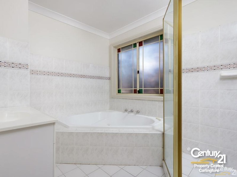 38 Merelynne Avenue, West Pennant Hills NSW 2125