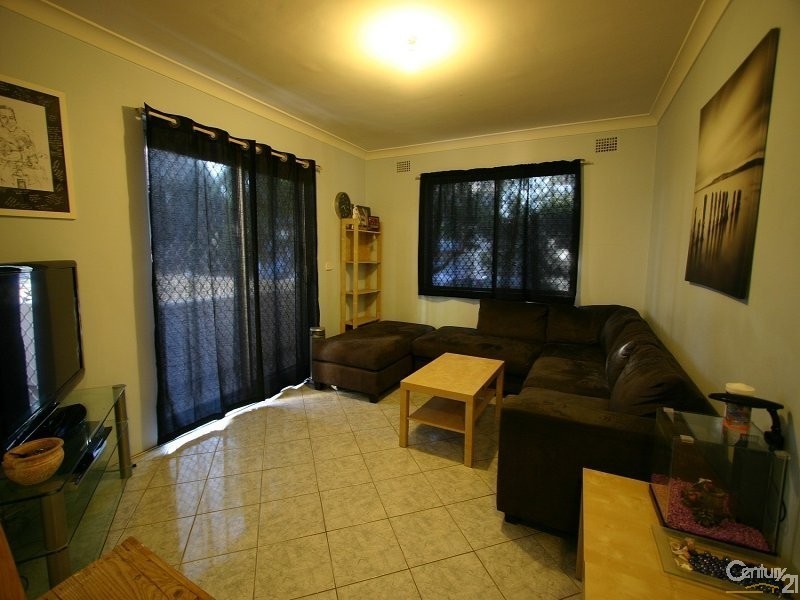 2/15 Station Street, Dundas NSW 2117