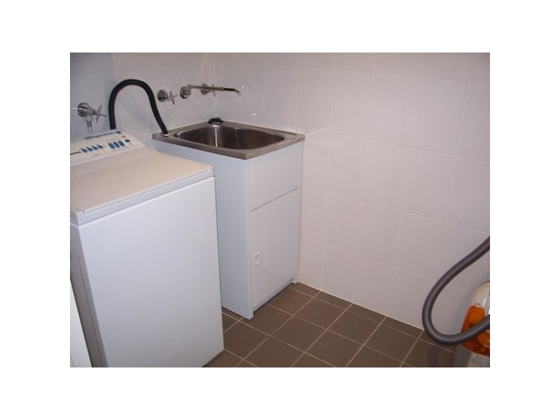 303/7 Honeysuckle Drive, Newcastle NSW 2300