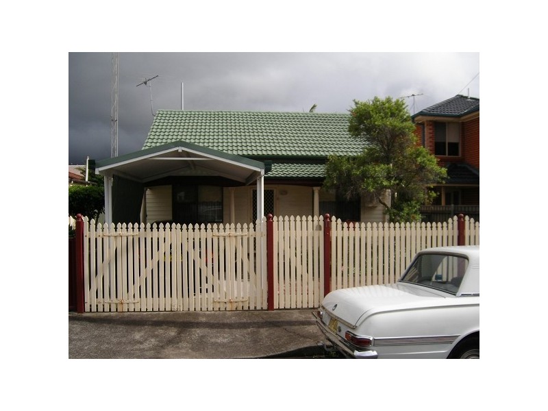 11 Redman Street, Islington NSW 2296