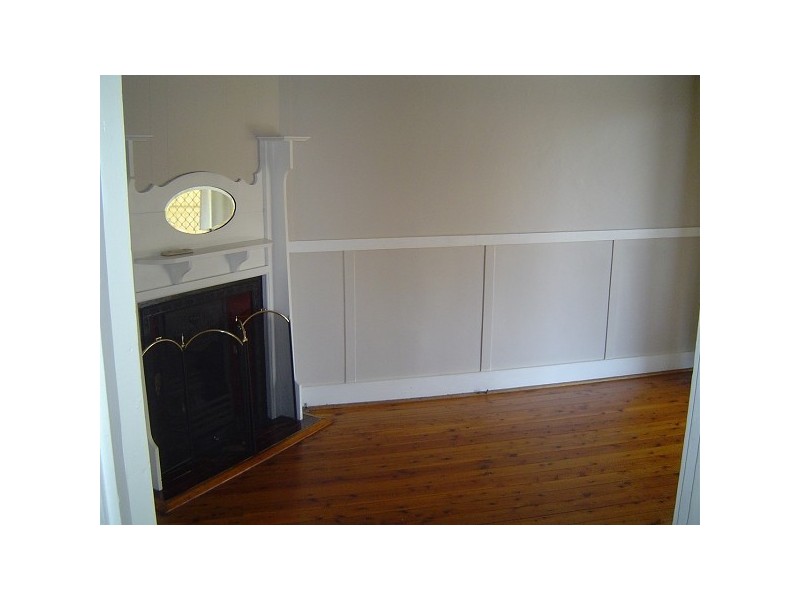 33 OMara Street, Mayfield East NSW 2304