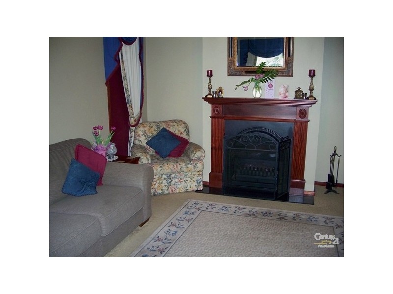 25 Dangerfield Drive, Elermore Vale NSW 2287