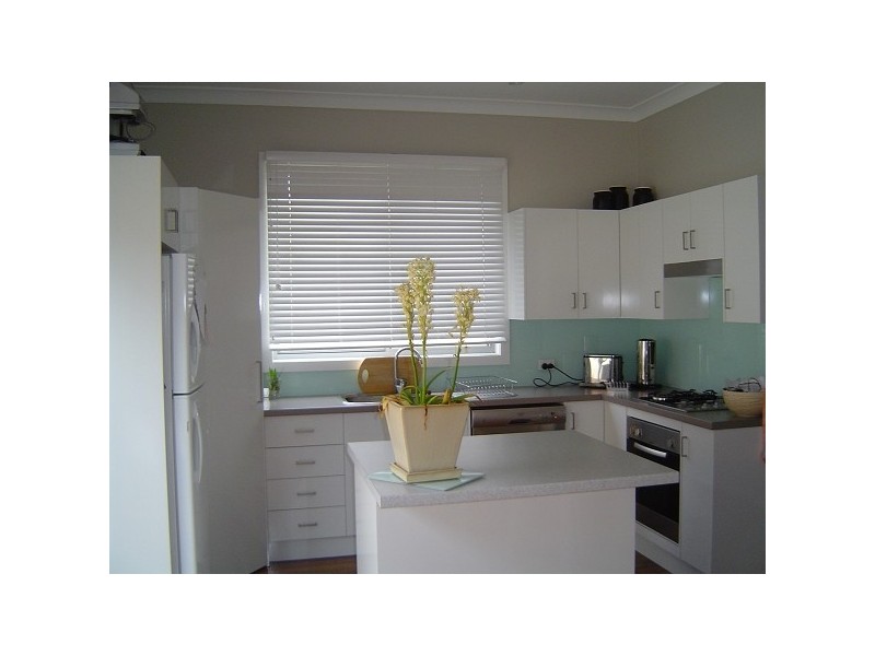 27 Robert Street, Wickham NSW 2293