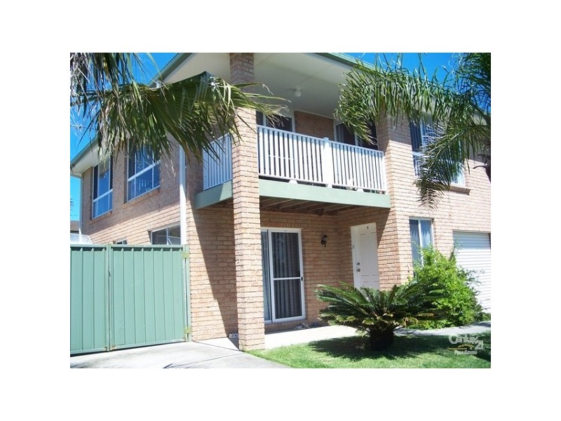 1/5 Pembroke Street, Stockton NSW 2295